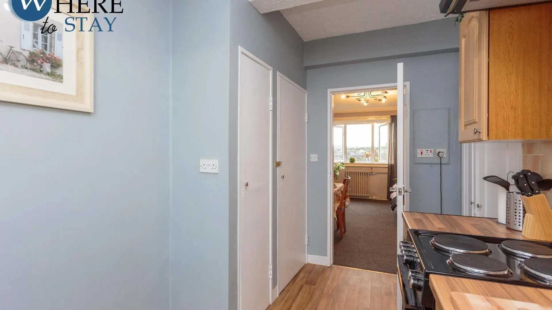 Stunning 3 Bedroom Apartment Edynburg
